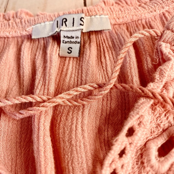 Pink Ruffled Crop Top✨ - Picture 5 of 9